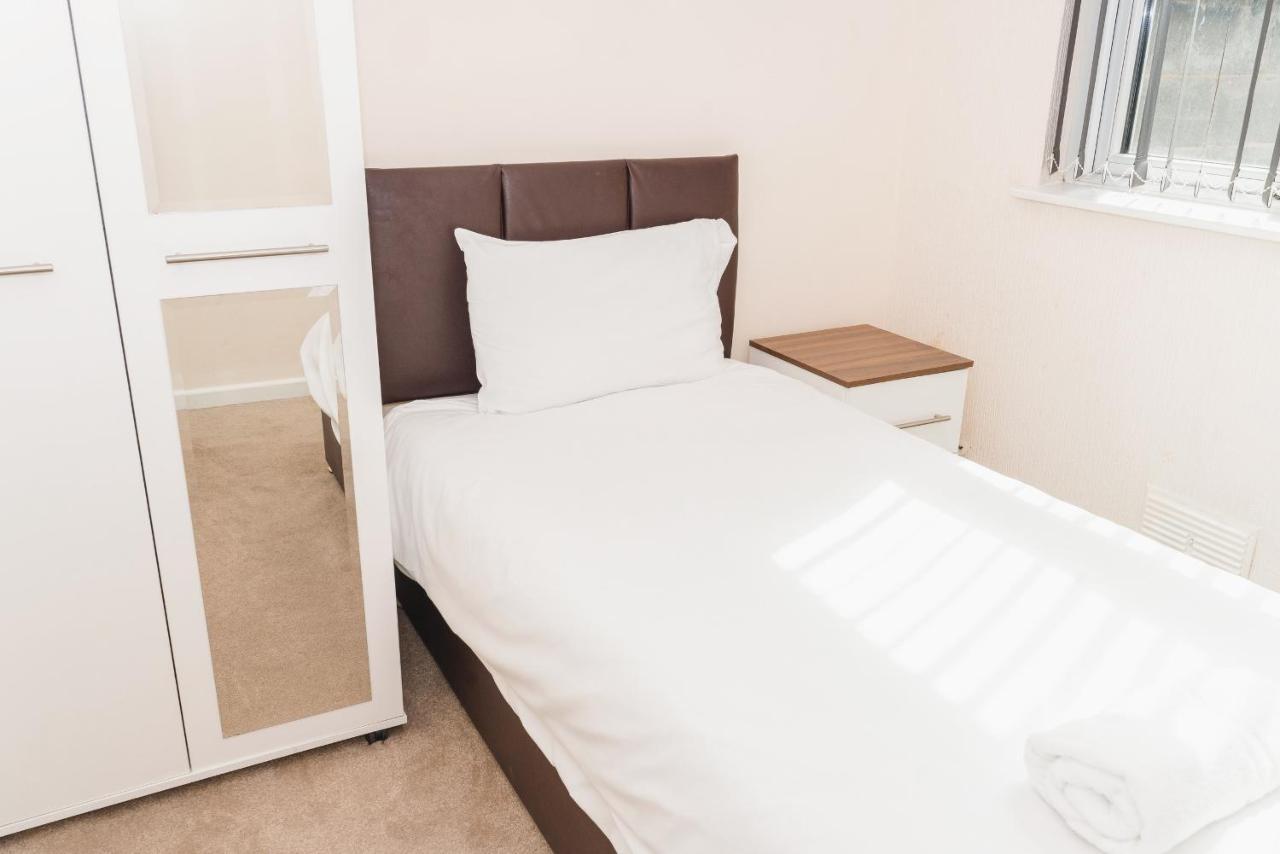 City Rooms In Stoke City Eksteriør bilde